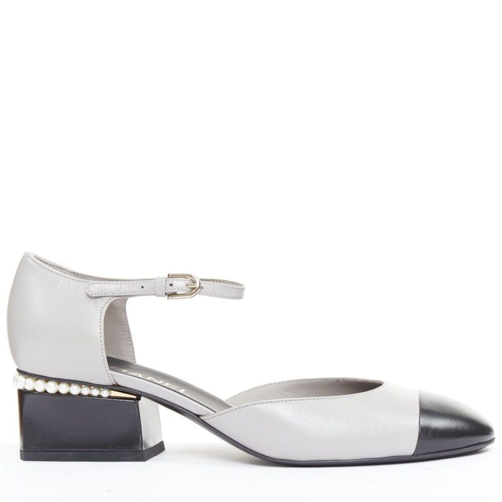 Chanel grey leather pearl trimmed CC logo block heel pumps